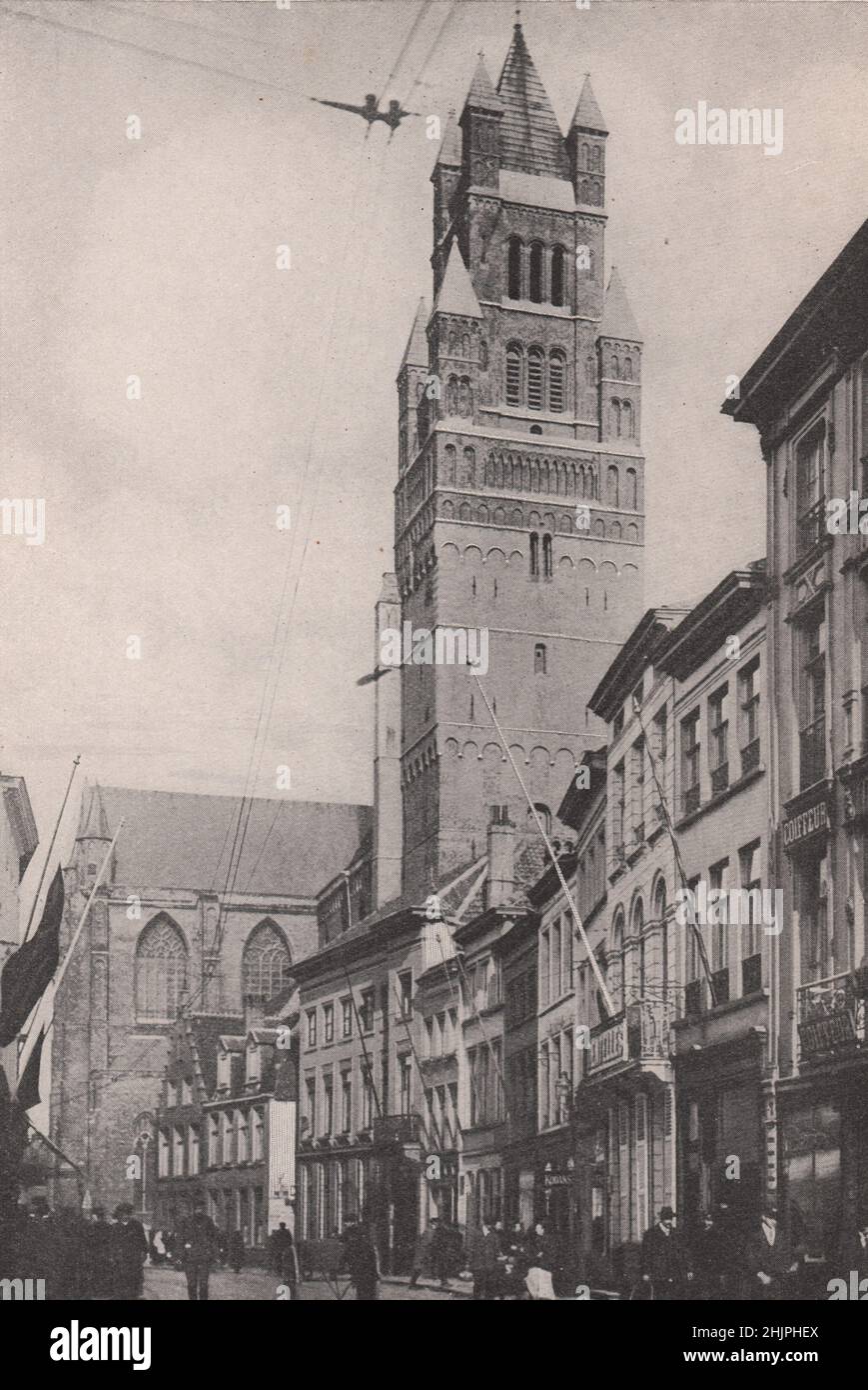 Église de S. Sauveur à Bruges, aujourd'hui cathédrale. Belgique (1923) Banque D'Images