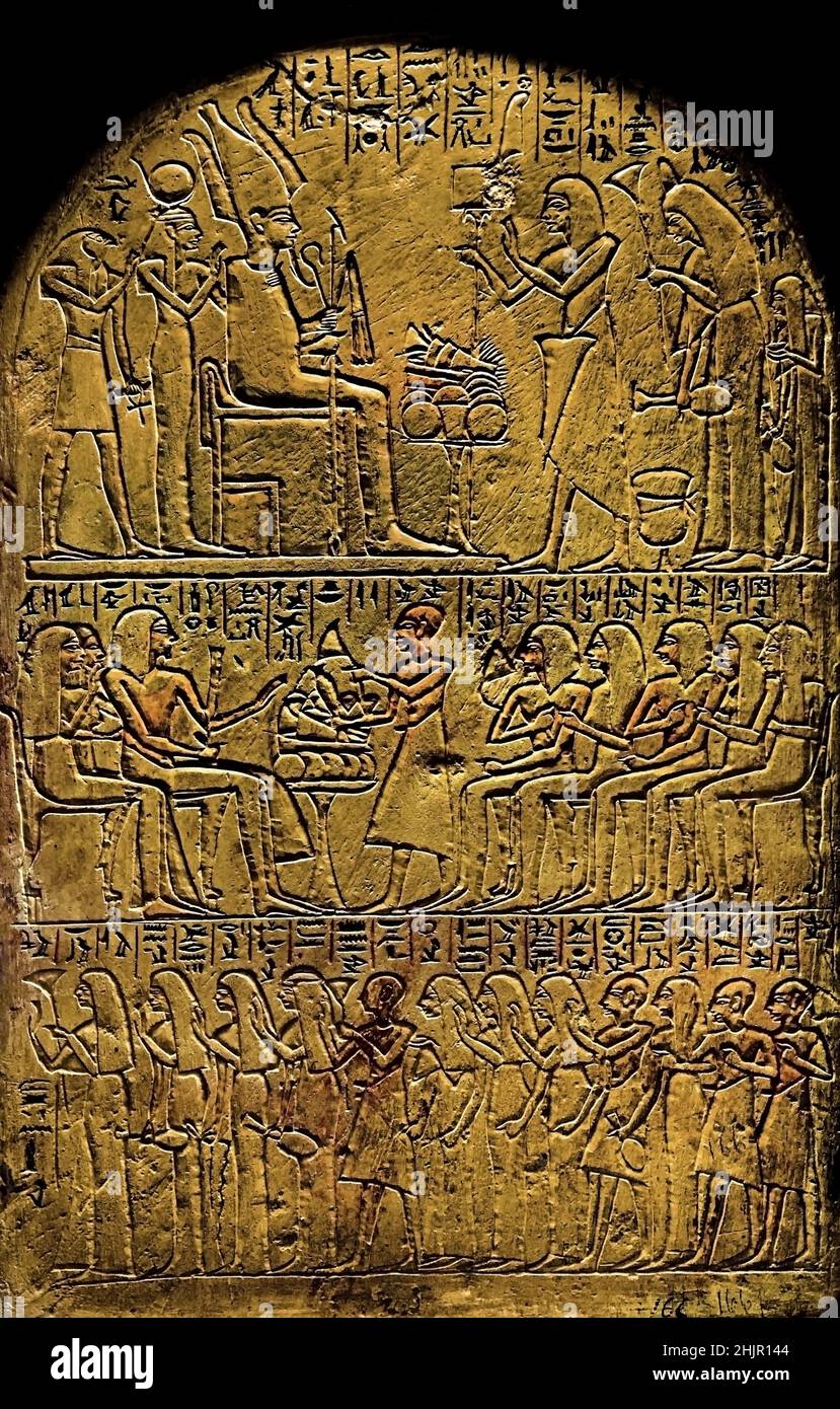 Offres de roulements de stèle Paneshi à Osiris, Isis et Horus Egypt (Museo Egizio di Torino Italie) Banque D'Images