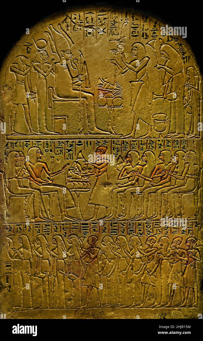 Offres de roulements de stèle Paneshi à Osiris, Isis et Horus Egypt (Museo Egizio di Torino Italie) Banque D'Images