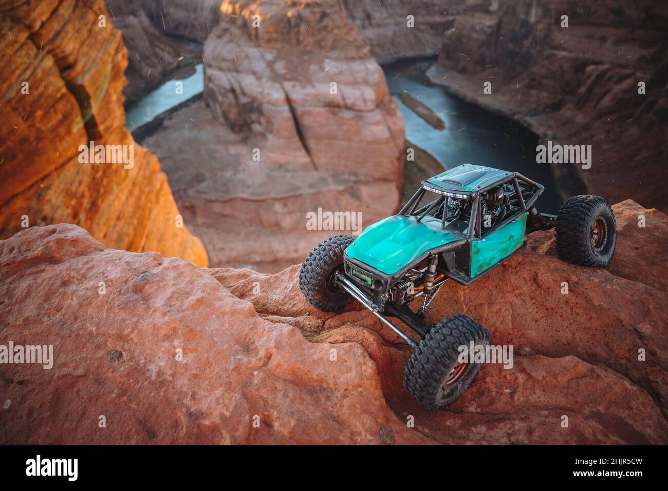 Voiture RC à vue sur le désert Banque D'Images