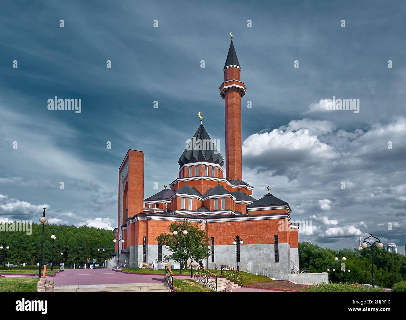 Vue de la Mosquée Memorial sur la colline Poklonnaya, construite à la mémoire des soldats musulmans morts dans la Grande Guerre patriotique, point de repère : Moscou, Russie - juillet 18 Banque D'Images