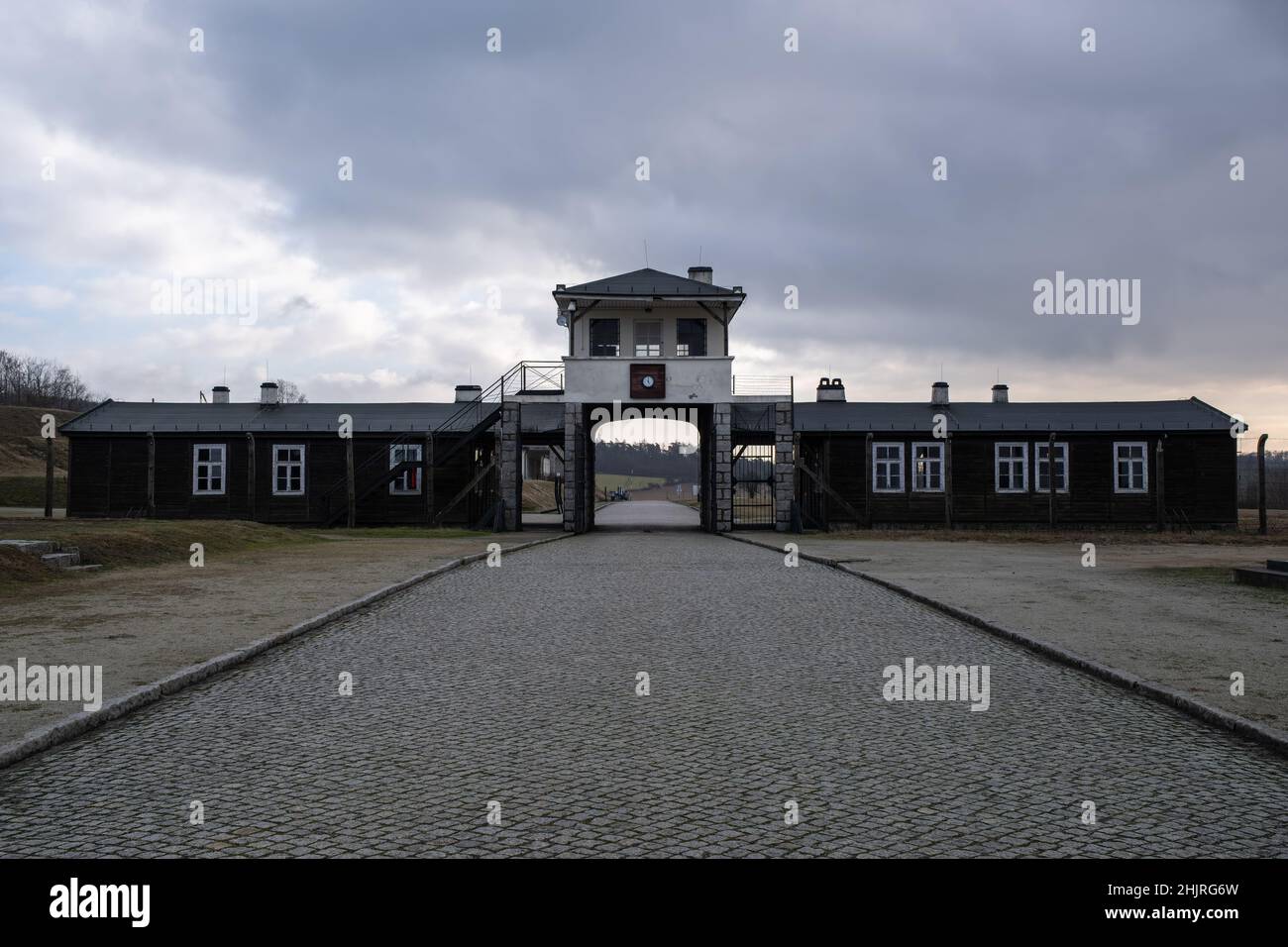 Rogoznica, Pologne - 15 janvier 2022.Camp de concentration et de travail Gross-Rosen (Rogoznica).Porte principale.Entrée de prisonnier au camp.Site commémoratif.Séle Banque D'Images