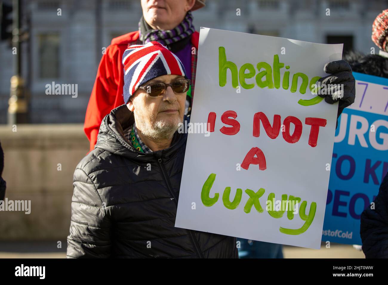 Londres, Angleterre, Royaume-Uni.31st janvier 2022.Des manifestants âgés ont organisé une manifestation devant Downing Street pour demander au gouvernement britannique de mettre fin à la pauvreté des personnes âgées.(Image de crédit : © Tayfun Salci/ZUMA Press Wire) Banque D'Images