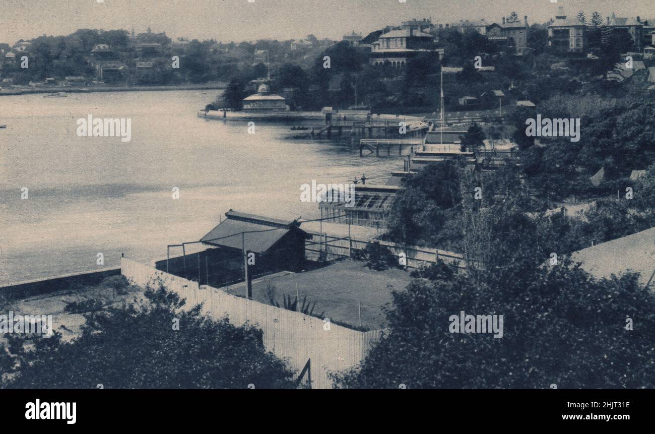 Elizabeth Bay, sur le côté sud du port, est une indentation de Rushcutter Bay, le grand centre de navigation de plaisance. Sydney (1923) Banque D'Images