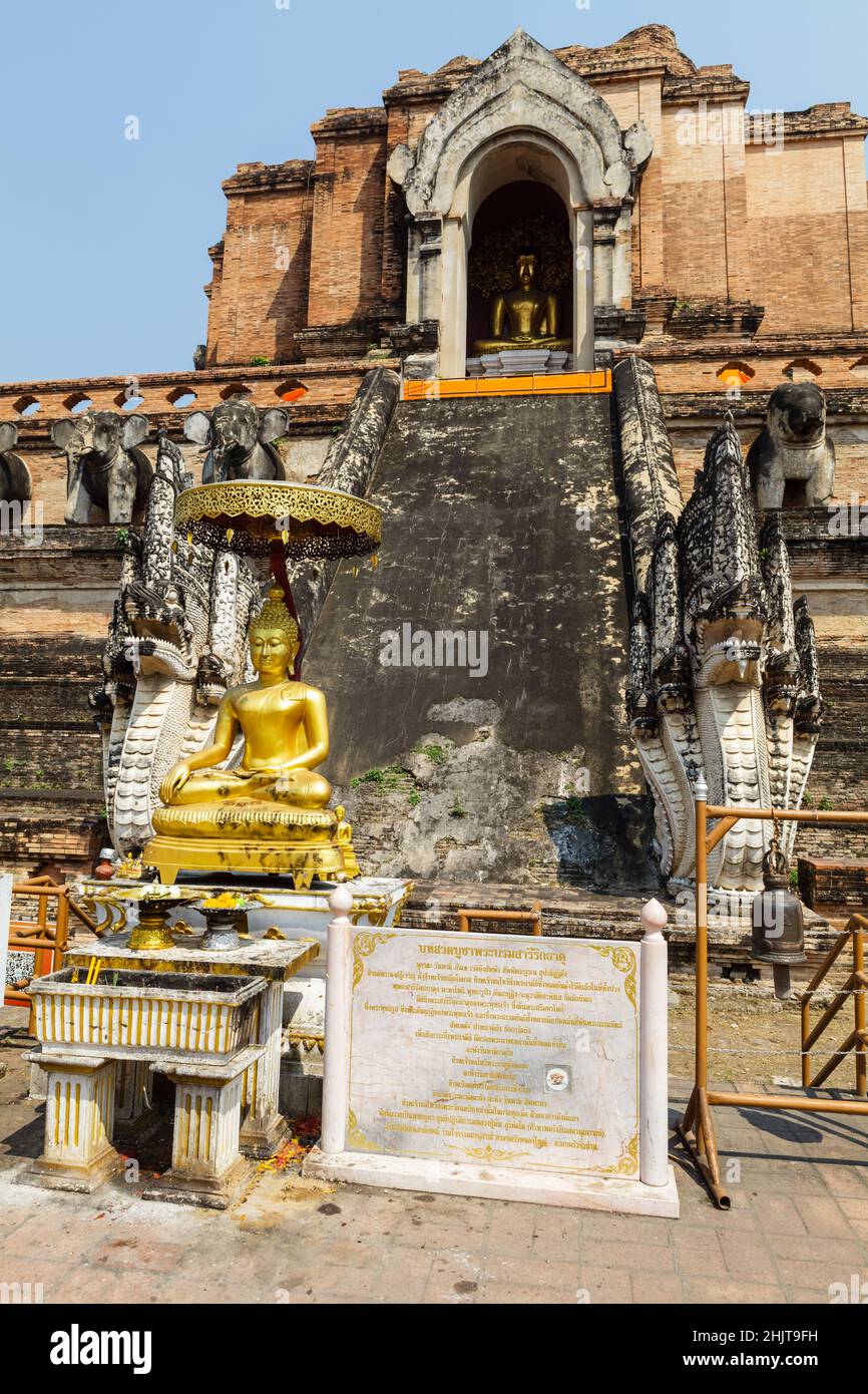 Chiang Mai, Thaïlande - mars 5 2018: Temple Wat Chedi Luang Banque D'Images