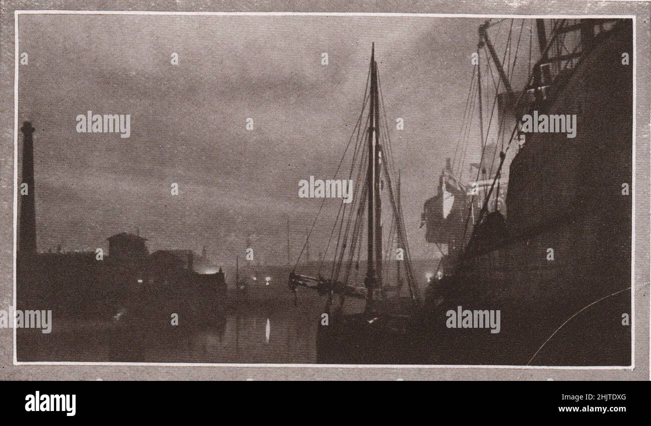 Birkenhead Docks, la nuit. Cheshire (1913) Banque D'Images