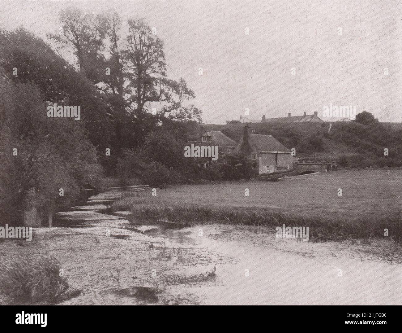 Les vieux murs de terre à Wareham. Dorsetshire (1913) Banque D'Images