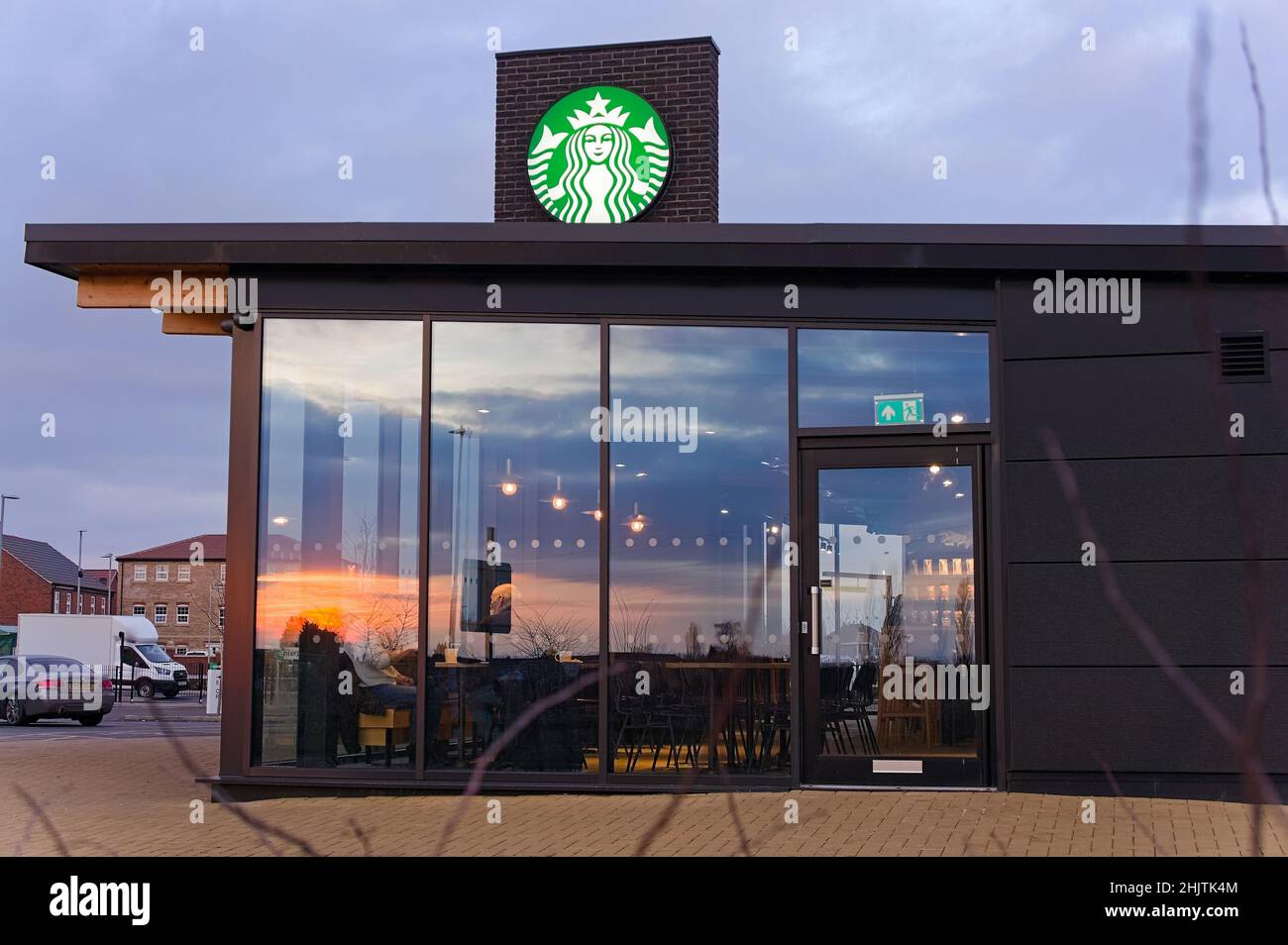 Un point de vente Starbucks dans le nouveau quadrant de développement à Sundown dans le quadrant à Wyberton, Boston Banque D'Images