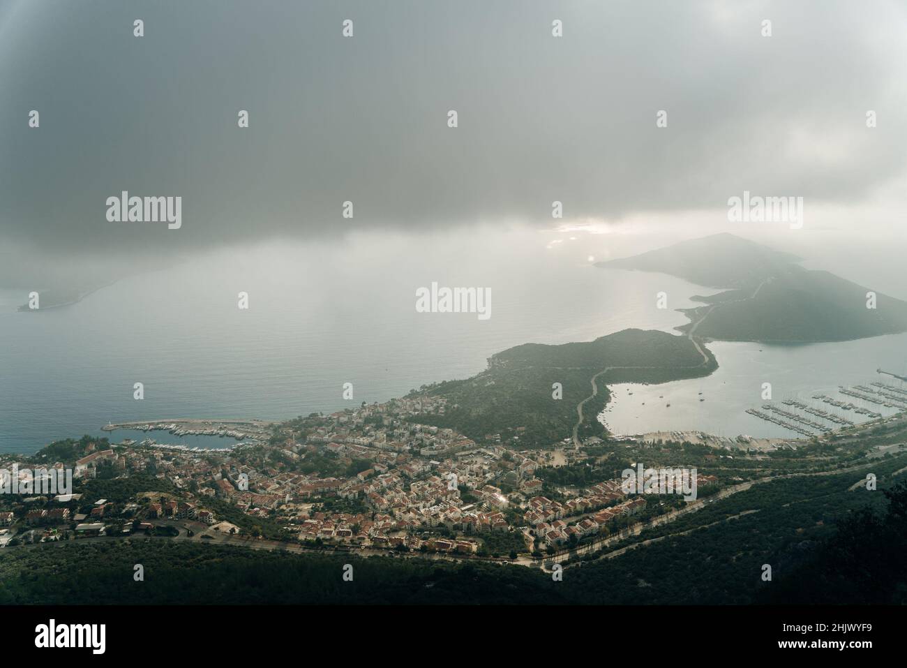 Vue panoramique aérienne de la station balnéaire de Kas en Turquie.Photo de haute qualité Banque D'Images