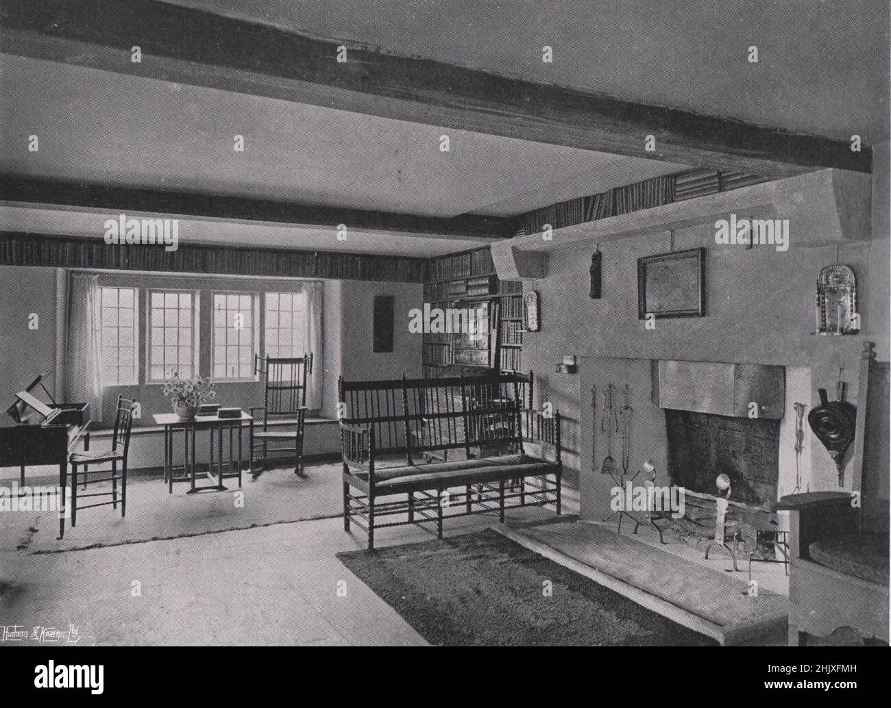 Le salon. Gloucestershire. Une maison à Sapperton. - Conçu par M. Ernest Gimson (1922) Banque D'Images