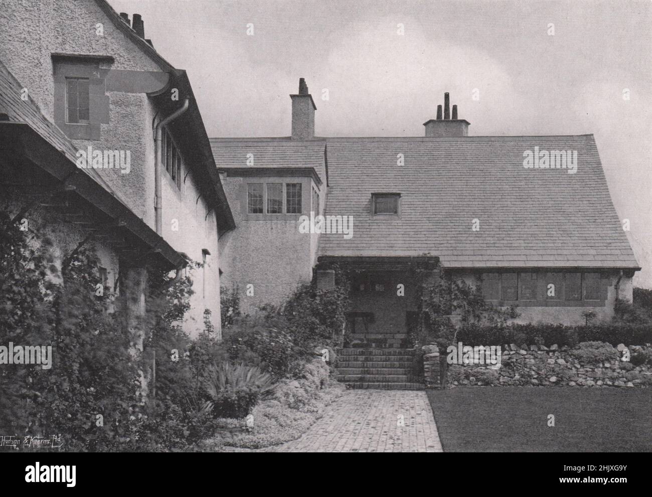 Depuis l'ouest. Essex. Le Homestead, Frinton-sur-mer. - Conçu par M. C. F. A. Voysey (1922) Banque D'Images