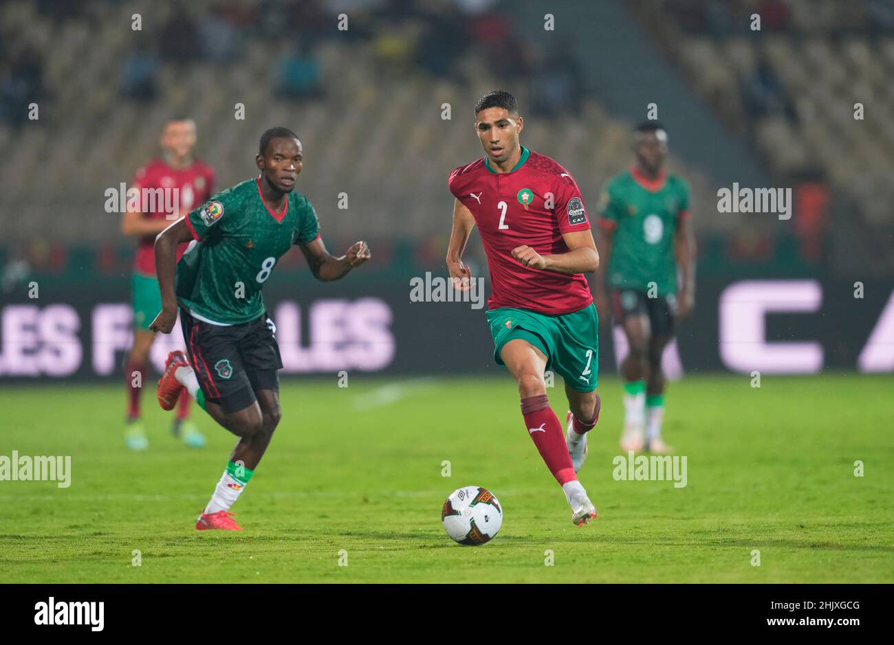 Yaoundé, Cameroun, 25 janvier 2022 : Achraf Hakimi du Maroc pendant la coupe des nations Malawi-Afrique au stade Ahmadou Ahidjo.Prix Kim/CSM. Banque D'Images