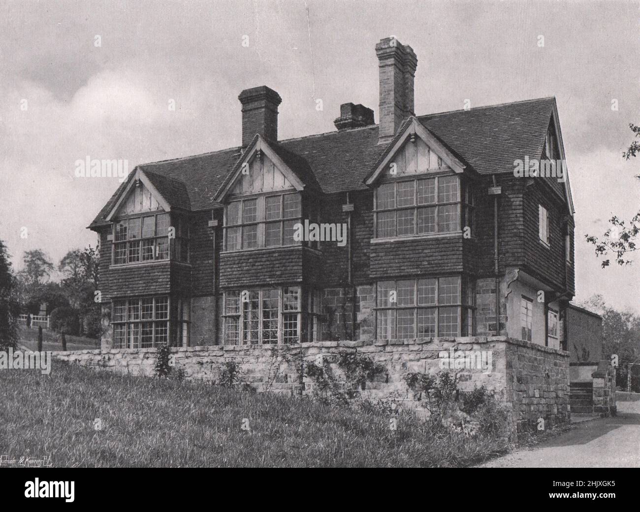 Le côté est en 1909. Une maison à Tidebrook, Sussex - modifiée et élargie par M. G. H. Kitchin (1922) Banque D'Images