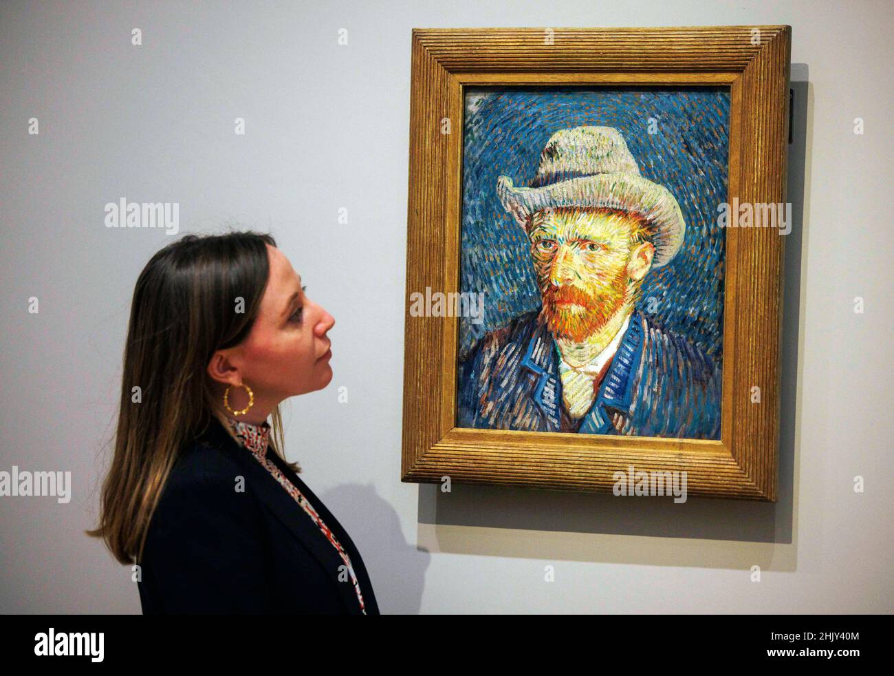Londres, Royaume-Uni.1st févr. 2022.Autoportrait avec chapeau en feutre