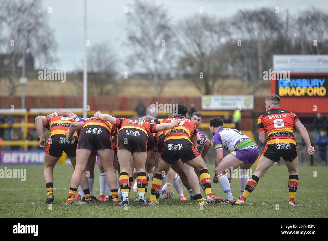 Dewsbury, Angleterre - 30 janvier 2022 - Scrum pendant le championnat de rugby Betfred Round 1 Dewsbury Rams vs Bradford Bulls au stade Tetley, Dewsbury, Royaume-Uni Dean Williams Banque D'Images