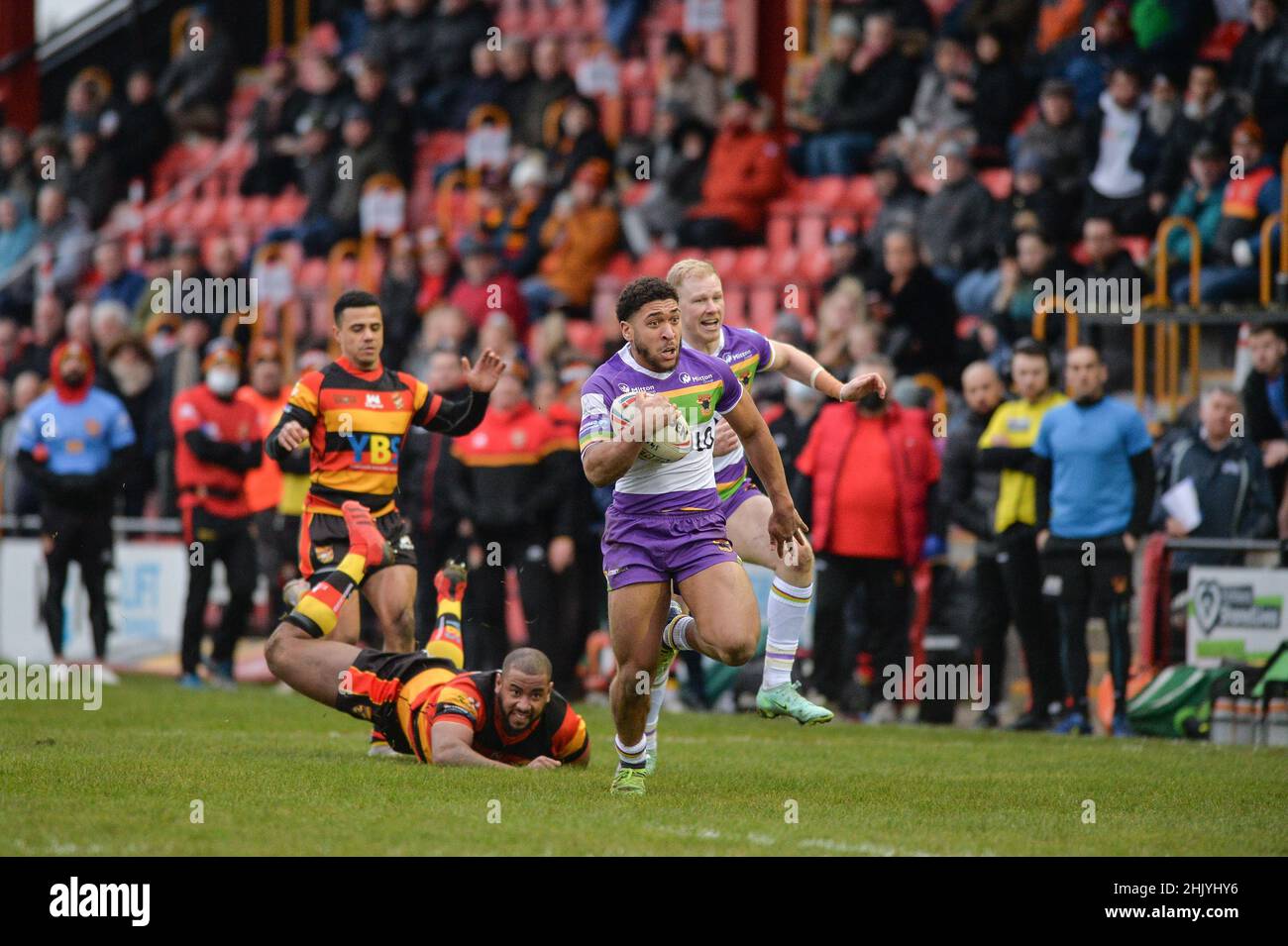 Dewsbury, Angleterre - 30 janvier 2022 - AJ Wallace de Bradford Bulls fait une pause lors du championnat de rugby Betfred Round 1 Dewsbury Rams vs Bradford Bulls au stade Tetley, Dewsbury, Royaume-Uni Dean Williams Banque D'Images