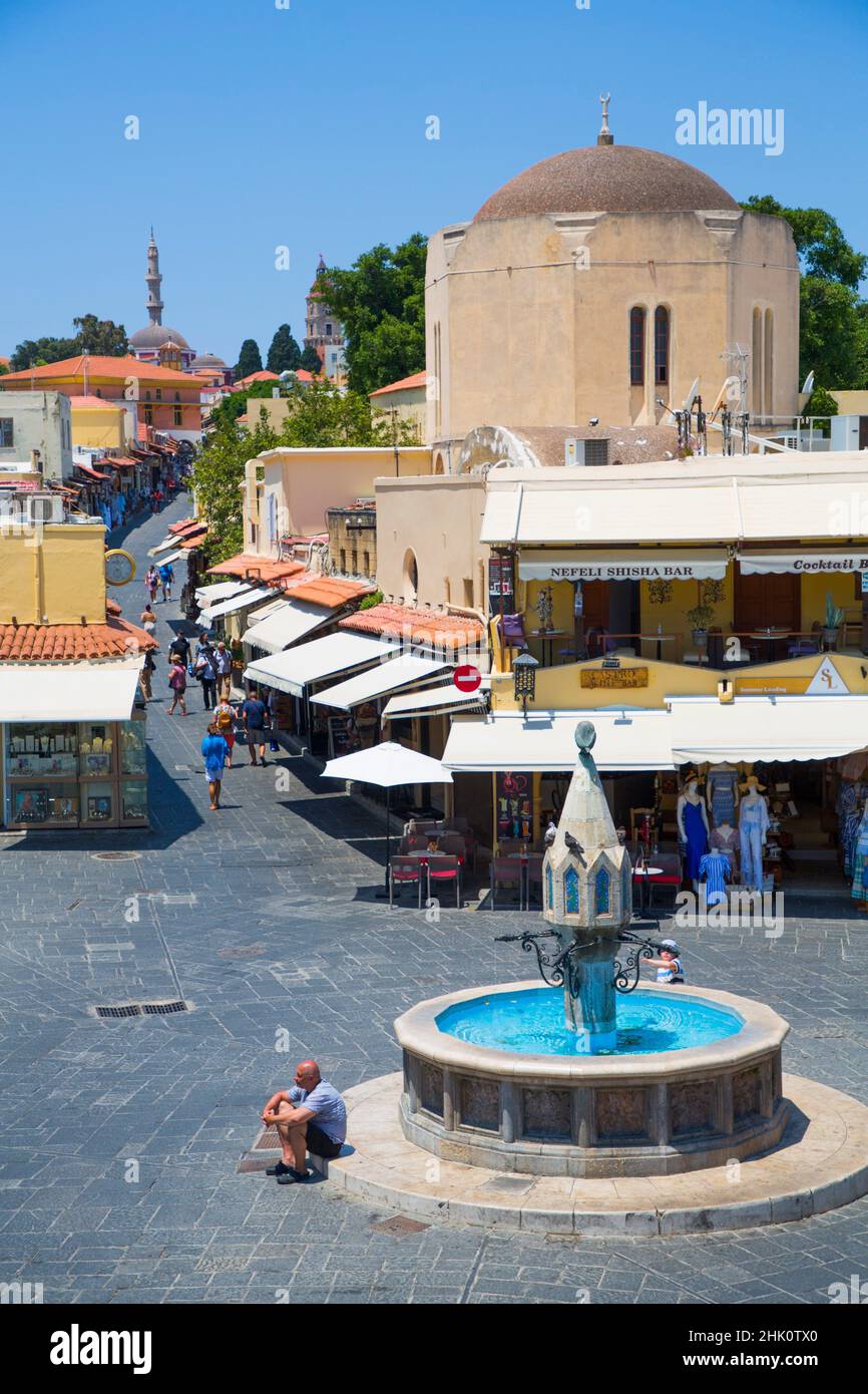 Hippocrate Square, Rhodes Old Town, Rhodes, Dodécanèse Island Group, Grèce Banque D'Images