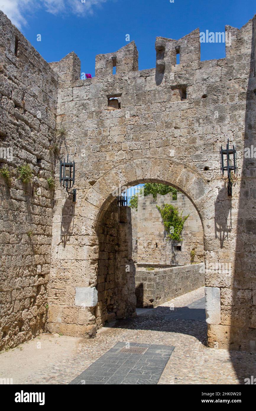 Fortification Gate, Rhodes Old Town, Rhodes, Dodécanèse Island Group, Grèce Banque D'Images
