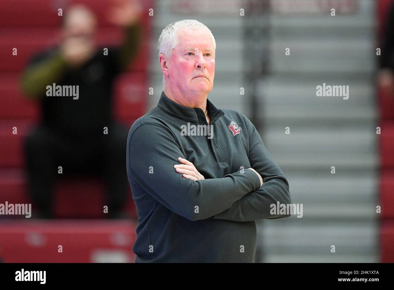 31 janvier 2022: Fran O'Hanlon, entraîneur-chef de Lafayette Leopards, regarde contre les Colgate Raiders pendant la deuxième moitié d'un match de basket-ball de la NCAA le 31 janvier 2022 au Kirby Sports Center à Easton, Pennsylvanie.Colgate défait Lafayette 72-61.Riche Barnes/CSM Banque D'Images