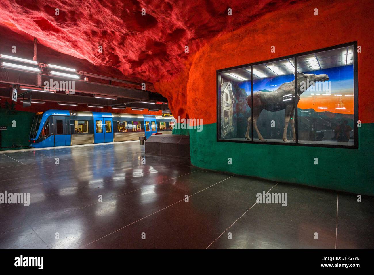 Suède, Stockholm, métro de Stockholm, station Solna Centrum (usage éditorial uniquement) Banque D'Images