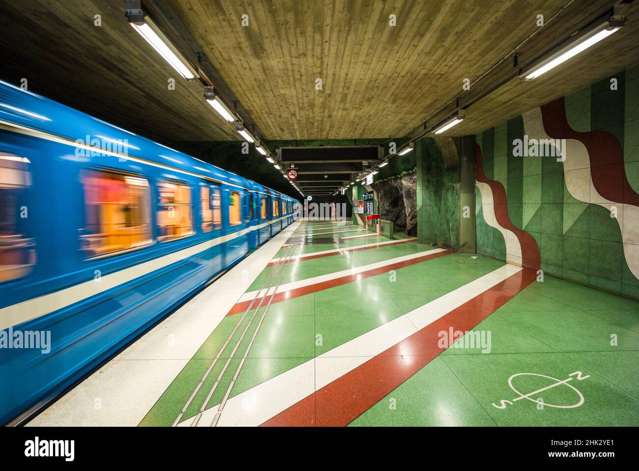 Suède, Stockholm, métro de Stockholm, Station Kungstradgarden (usage éditorial uniquement) Banque D'Images