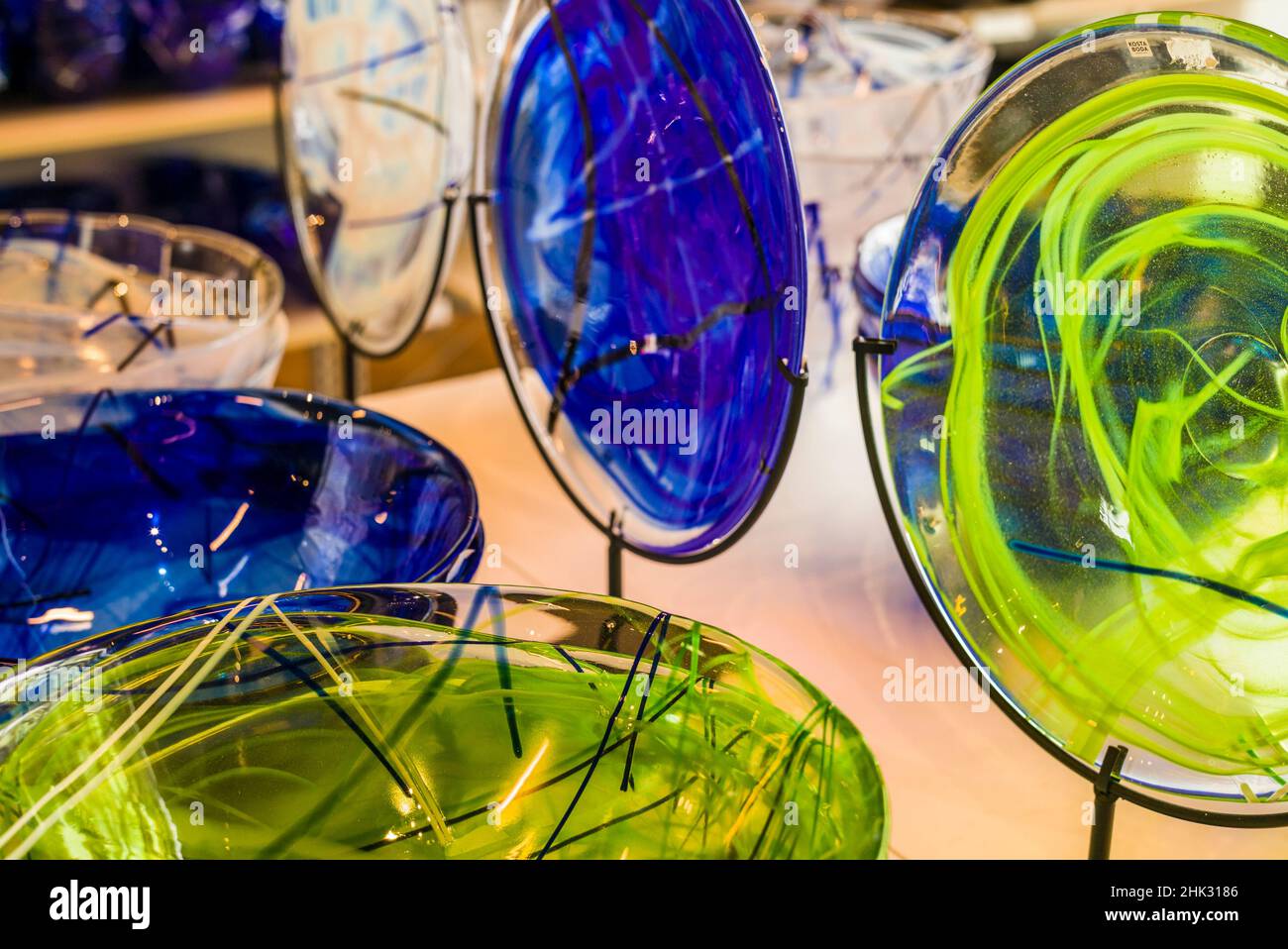 Suède, Glasriket, Royaume du verre région historique de fabrication du verre,  Kosta, verrerie fabriquée en usine à vendre Photo Stock - Alamy