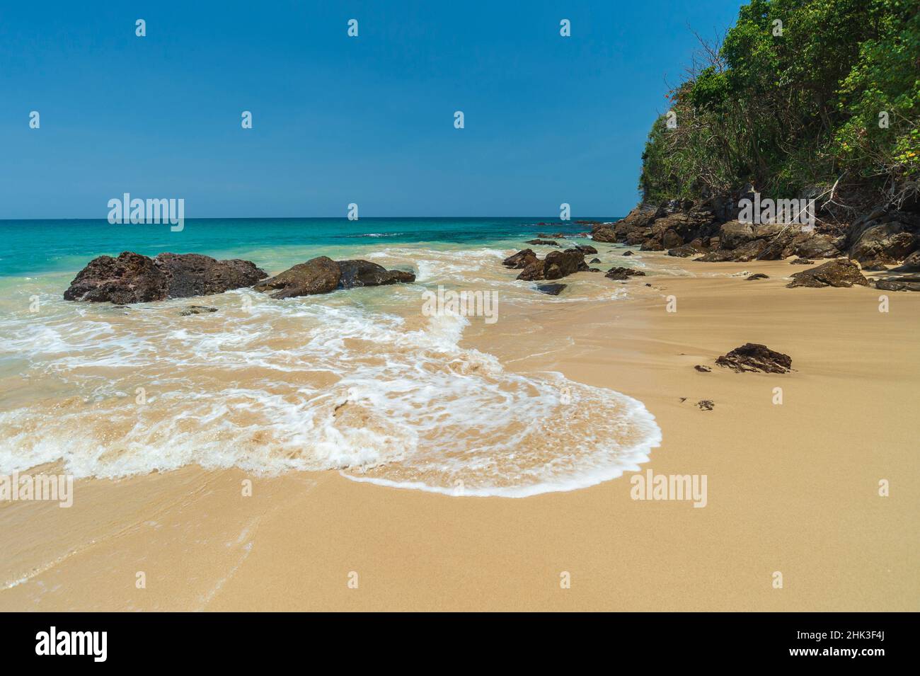Plage tropicale de sable du désert. Banque D'Images