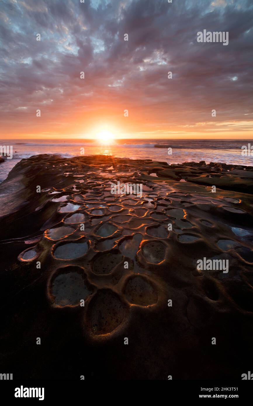 États-unis, Californie, La Jolla. Coucher de soleil sur des flaques. En tant que crédit : Christopher Talbot Frank / Jaynes Gallery / DanitaDelimont.com Banque D'Images