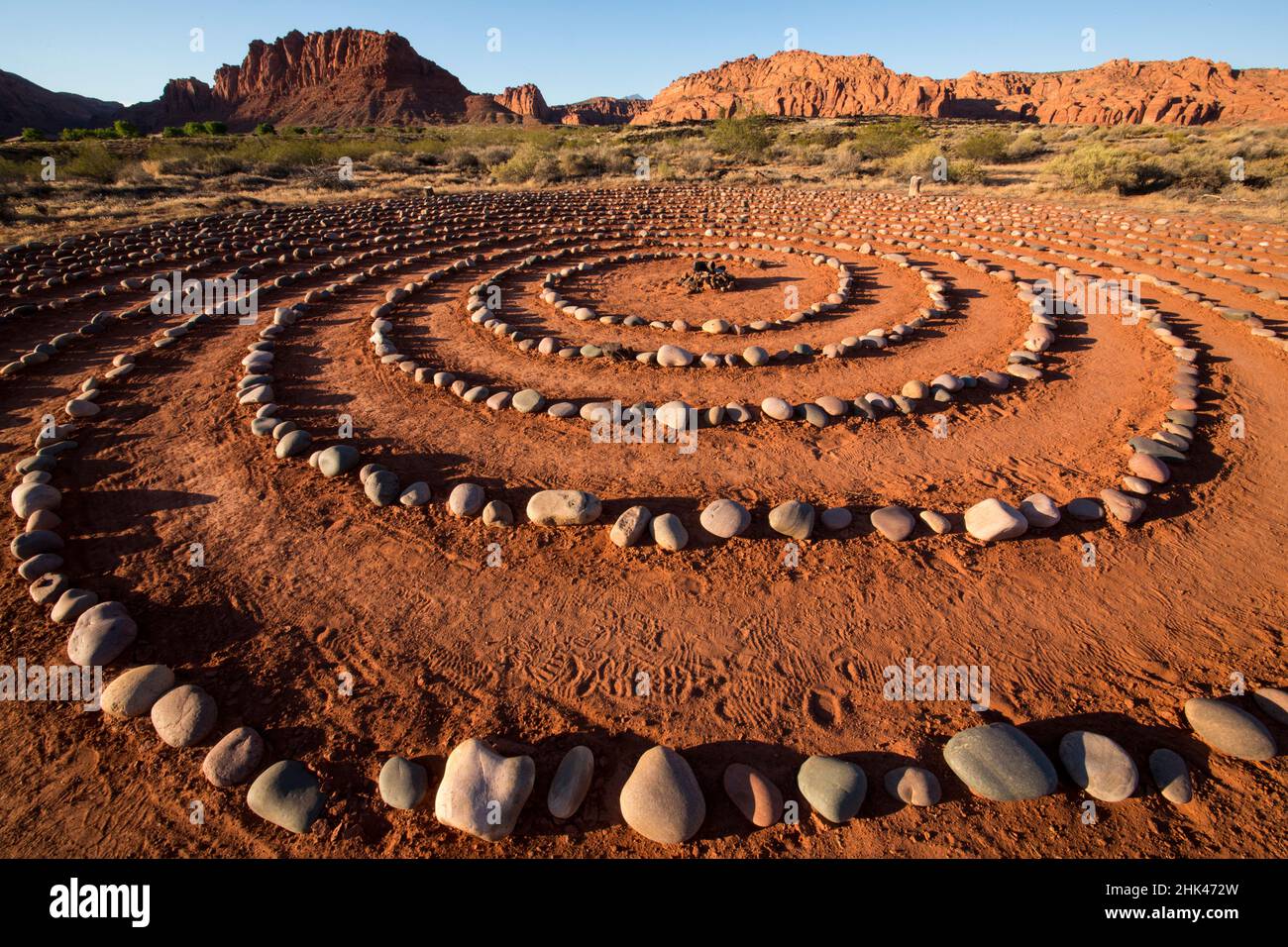 États-Unis, Utah, Ivins, Red Mountain Resort, labyrinthe de méditation en spirale. (PR) Banque D'Images