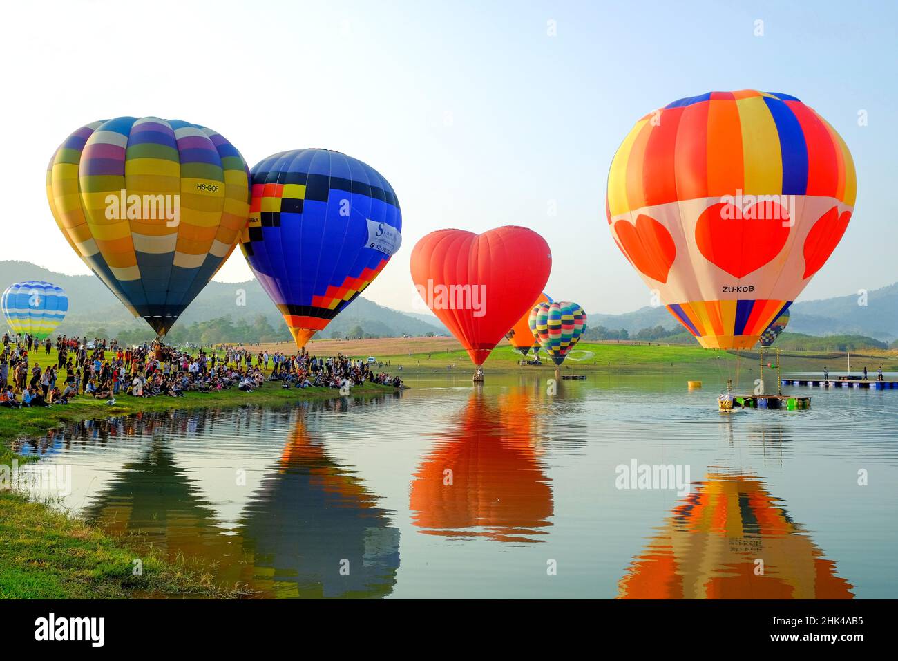 Chiang Rai-Thaïlande 16 2017 FÉVRIER : spectacle de montgolfière au Singha Park Chiang Rai International Balloon Fiesta, Chiang Rai, Thaïlande Banque D'Images