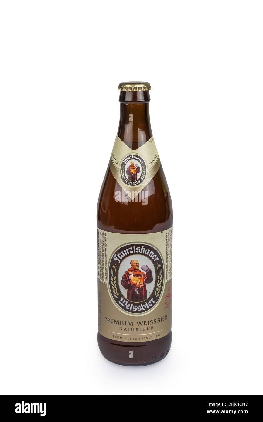PULA, CROATIE - 20 JANVIER 2022 : Franziskaner Weissbier est un produit de Spaten-Franziskaner-Breau GmbH situé à Munich, en Bavière, en Allemagne.Le petit déjeuner Banque D'Images