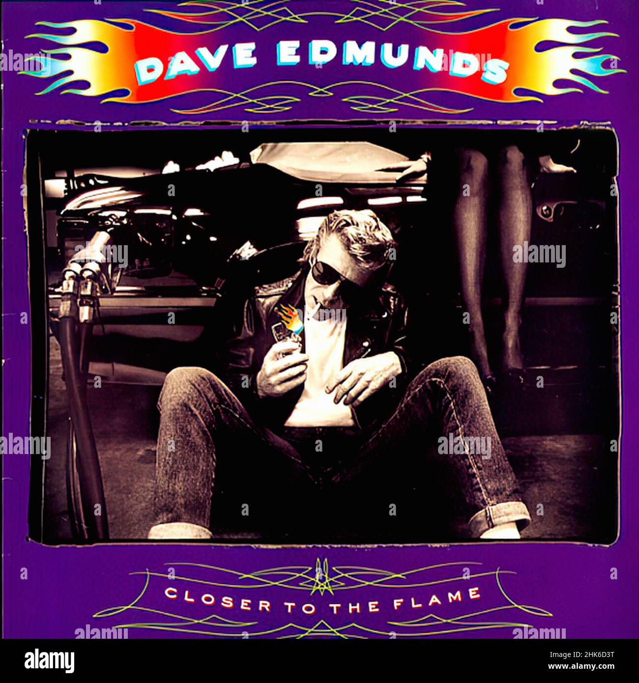 Couverture de disque vinyle vintage - Edmunds, Dave - plus près de la flamme - D - 1990 Banque D'Images