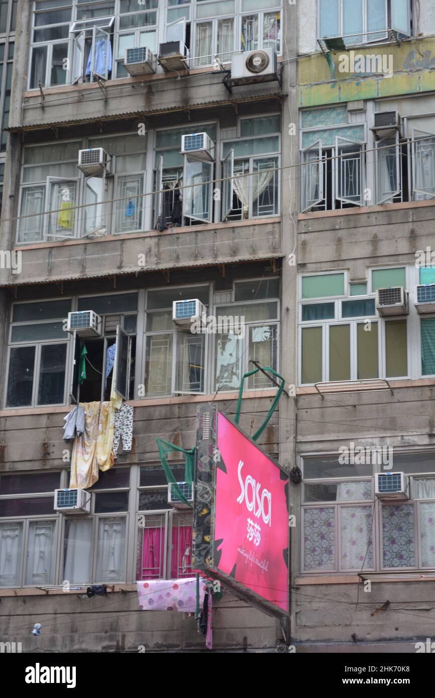 Chine, Hong Kong - scène depuis les rues de l'île de Hong Kong en face de la maison Banque D'Images