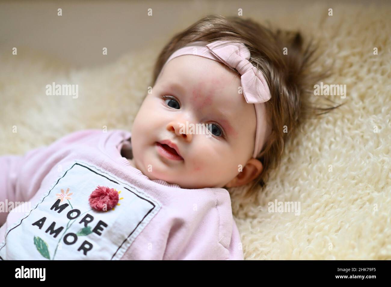 Nourrisson, tout-petit, fille, 5 mois, Bade-Wurtemberg,Allemagne Banque D'Images