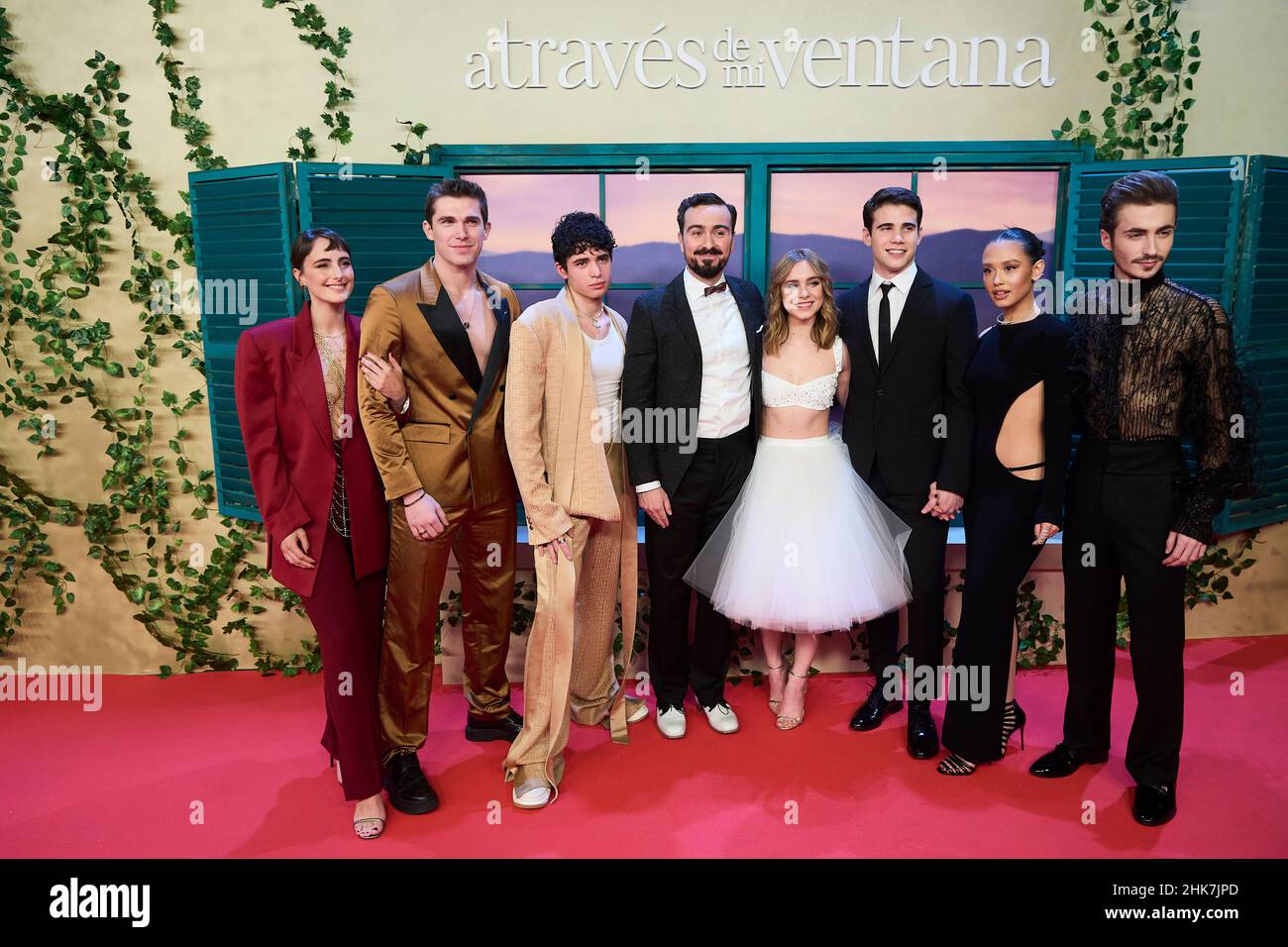 2 février 2022, Madrid, Madrid, Espagne: Emilia Lazo,Eric Maspi, Julio Pena, Hugo Arbues, Guillermo Lasheras, Clara Galle,Natalia Azahara assiste à â€˜A traves de mi ventana (par ma fenêtre)â€™ première au Callao Cinema le 2 février 2022 à Madrid, Espagne (Credit image: © Jack Abuin/ZUMA Press Wire) Banque D'Images