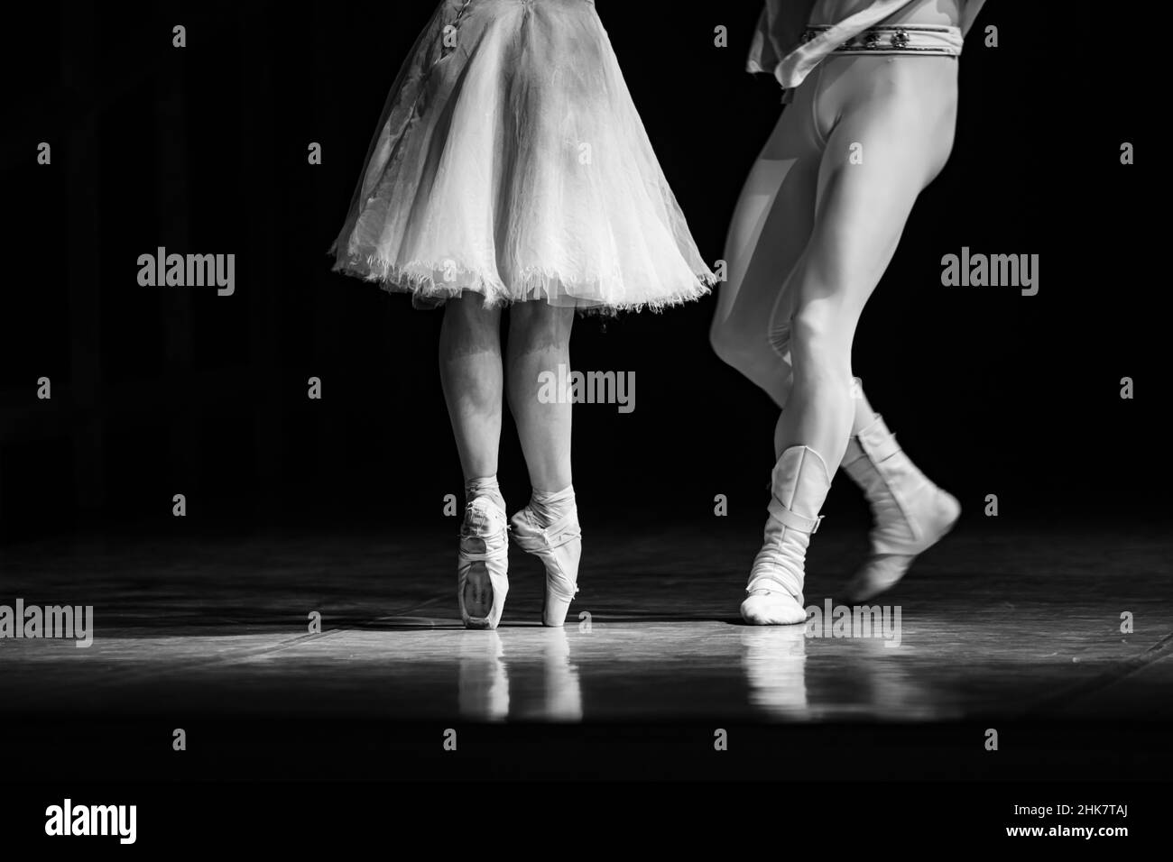 Ballet de la Esmeralda.Gros plan des jambes dansantes.Papier peint Ballet Banque D'Images