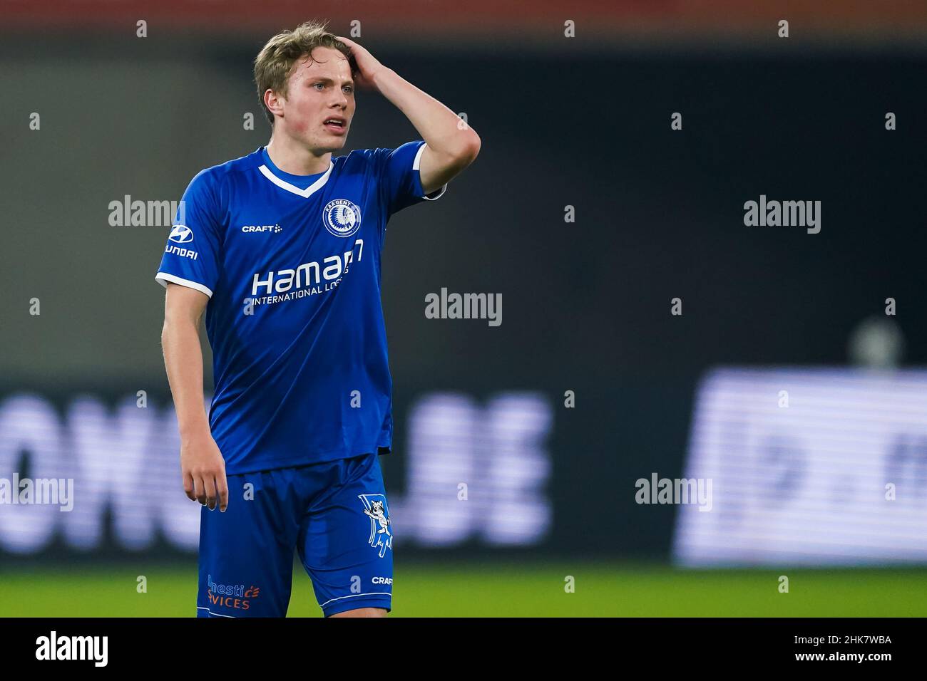 GAND, BELGIQUE - FÉVRIER 2 : Matisse Samoise de KAA Gent lors du match  demi-finale 1st jambes entre KAA Gent et Club Brugge à l'arène de Ghelamco  le 2 février 2022 à