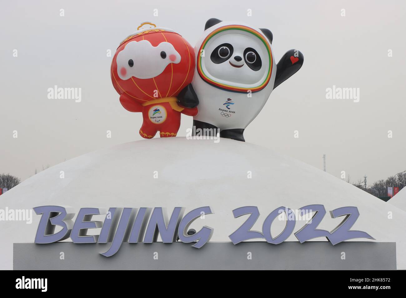 Mascottes olympiques pour les Jeux Olympiques d'hiver de Beijing 2022 au parc olympique de Beijing Banque D'Images