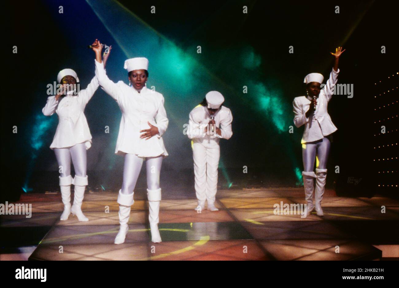 BONEY M, gegründet von Produzent Frank Farian, eine bekannte Popgruppe und Disco-formation mit den Sängern Bobby Farrell, Marcia Barrett, Maizie Williams und Liz Mitchell, Bild von 1984.BONEY M, fondé par le producteur Frank Farian, un groupe populaire et une formation disco avec les chanteurs Bobby Farrell, Marcia Barrett, Maizie Williams et Liz Mitchell, photo, 1984. Banque D'Images