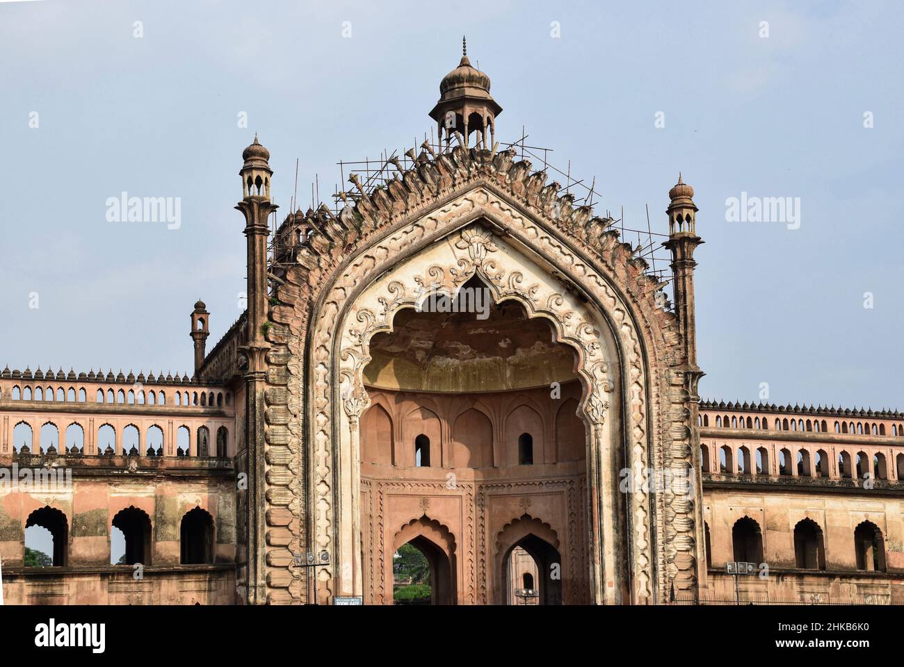 Le Rumi Darwaza ou porte turque - porte d'entrée de la vieille ville de Lucknow Banque D'Images