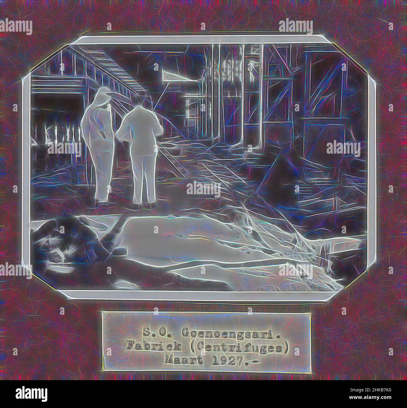 Inspiré par S. O. Goenoengsari. Usine (centrifugeuses) Mars 1927., intérieur d'un bâtiment d'usine en construction, Mars 1927. Avec trois hommes européens en inspection. Partie de l'album photo avec des photos de la construction de l'usine de sucre de Goenoengsari à l'est de Java par les Handels Vereniging, réimaginé par Artotop. L'art classique réinventé avec une touche moderne. Conception de lumière chaleureuse et gaie, de luminosité et de rayonnement de lumière. La photographie s'inspire du surréalisme et du futurisme, embrassant l'énergie dynamique de la technologie moderne, du mouvement, de la vitesse et révolutionne la culture Banque D'Images