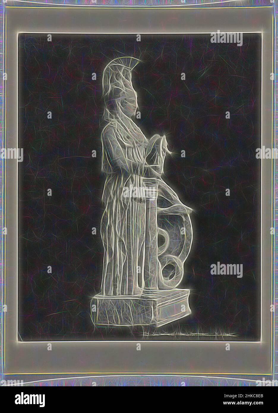 Inspiré par la statuette de Athene129 de la Statue de Pallas d'Athena Parthenos. N.M. Athènes., statue qui se trouvait au centre du Parthénon., Athene, c. 1895 - c. 1915, papier, collotype, hauteur 274 mm × largeur 216 mm hauteur 328 mm × largeur 239 mm, repensé par Artotop. L'art classique réinventé avec une touche moderne. Conception de lumière chaleureuse et gaie, de luminosité et de rayonnement de lumière. La photographie s'inspire du surréalisme et du futurisme, embrassant l'énergie dynamique de la technologie moderne, du mouvement, de la vitesse et révolutionne la culture Banque D'Images