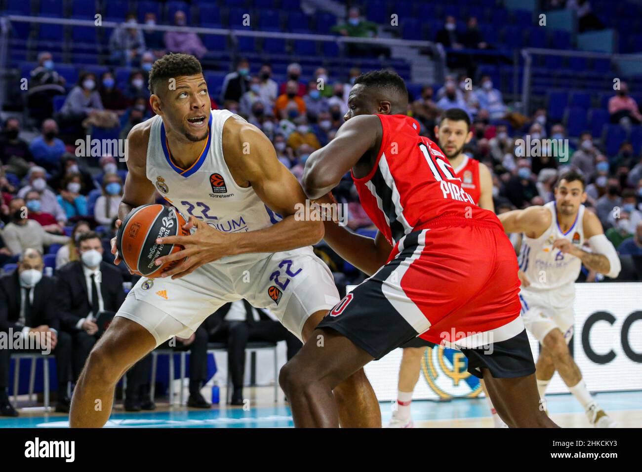Centre Wizink.2nd févr. 2022.Madrid; Espagne; Turkish Airlines EuroLeague  Basketball; Real Madrid versus Olympiacos Pirée; Edy Walter Tavares  (Madrid) crédit: Action plus Sports/Alay Live News Photo Stock - Alamy