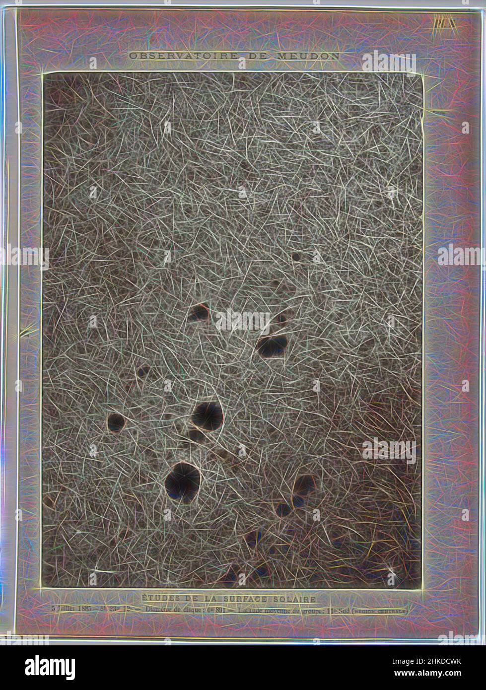 Inspiré par surface of the sunÉtudes de la surface du magasin, Pierre Jules César Janssen, Meudon, 5-juil-1885, papier, imprimé carbone, Hauteur 229 mm × largeur 169 mm hauteur 280 mm × largeur 213 mm, repensé par Artotop. L'art classique réinventé avec une touche moderne. Conception de lumière chaleureuse et gaie, de luminosité et de rayonnement de lumière. La photographie s'inspire du surréalisme et du futurisme, embrassant l'énergie dynamique de la technologie moderne, du mouvement, de la vitesse et révolutionne la culture Banque D'Images