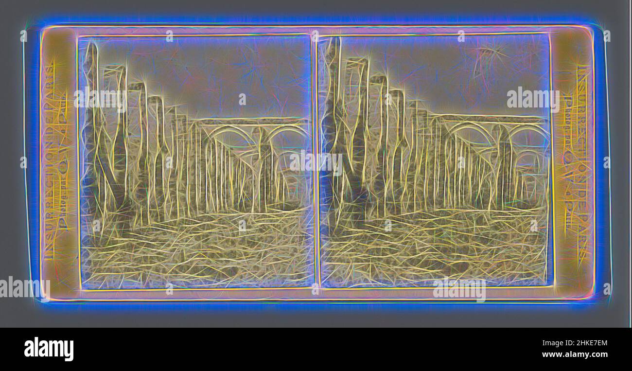 Inspiré par les ruines du Grenier de réserve à Paris, insurrection de Paris, Jules Hippolyte Queval, Paris, 1871, Imprimé albumine, hauteur 85 mm × largeur 170 mm, repensé par Artotop. L'art classique réinventé avec une touche moderne. Conception de lumière chaleureuse et gaie, de luminosité et de rayonnement de lumière. La photographie s'inspire du surréalisme et du futurisme, embrassant l'énergie dynamique de la technologie moderne, du mouvement, de la vitesse et révolutionne la culture Banque D'Images