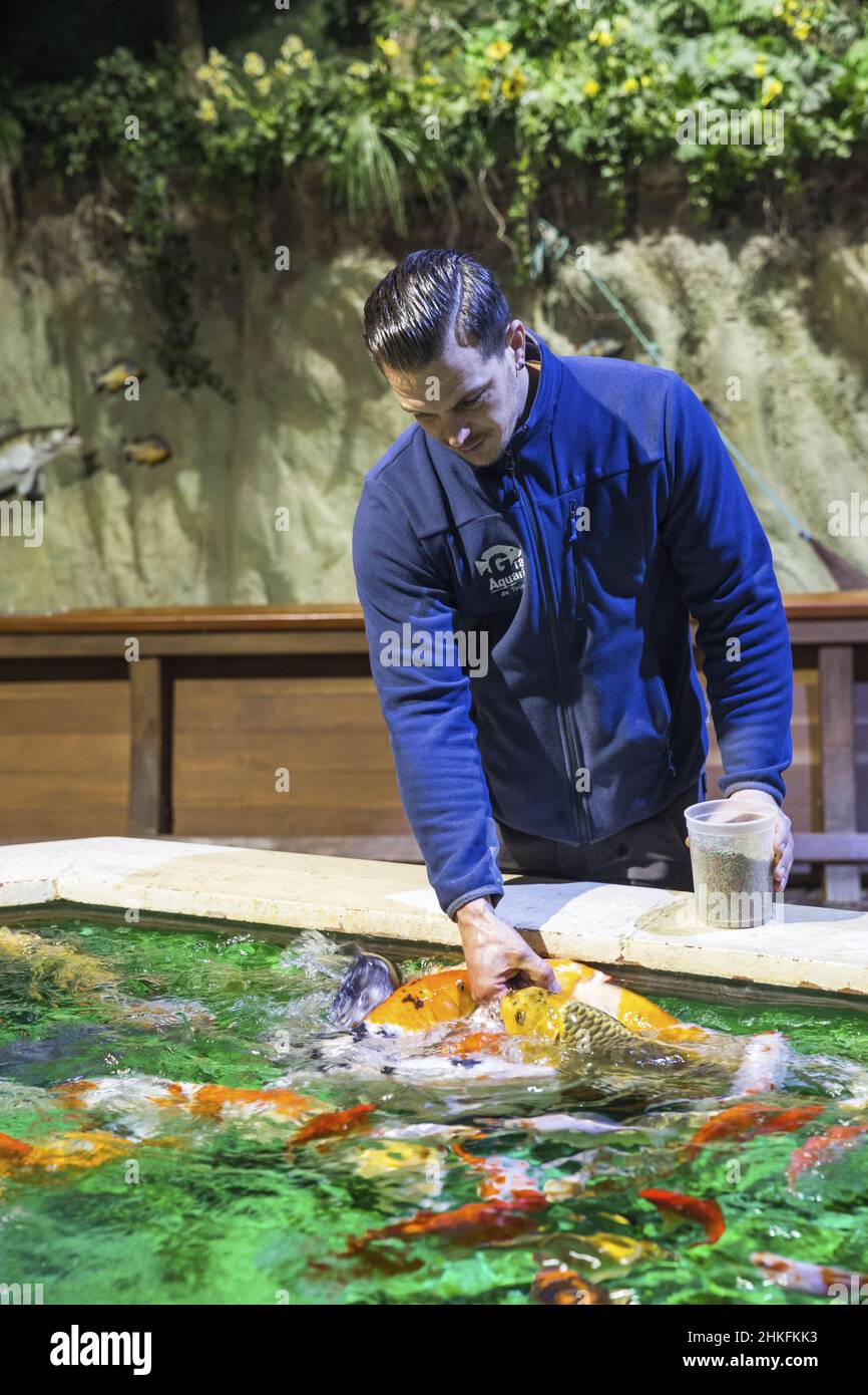 France, Indre et Loire, vallée de la Loire classée au patrimoine mondial de l'UNESCO, Lussault, le grand aquarium de touraine est le plus grand aquarium d'eau douce d'europe Banque D'Images