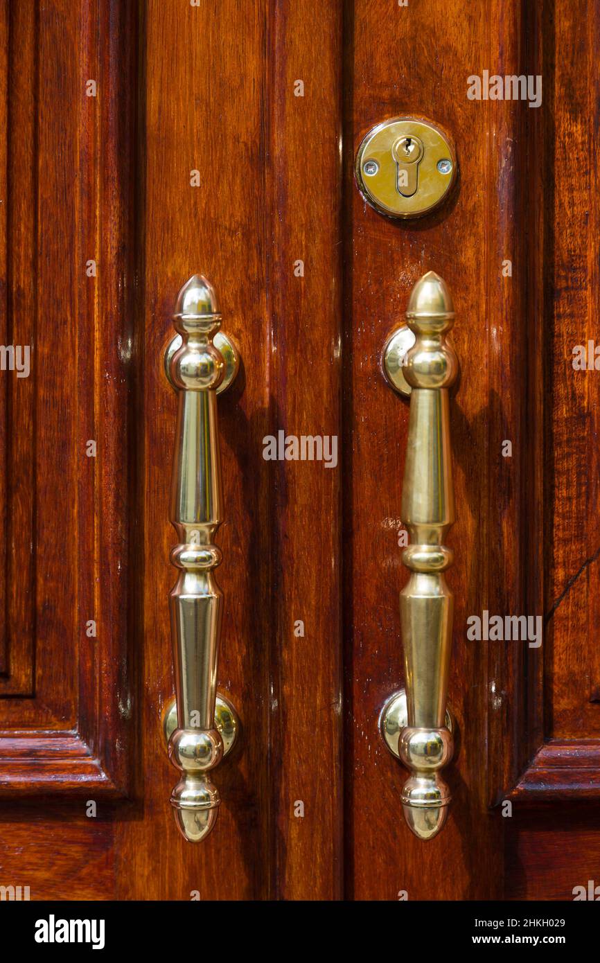 Une vieille porte de bois dans les llanos, La Palma, Espagne. Banque D'Images