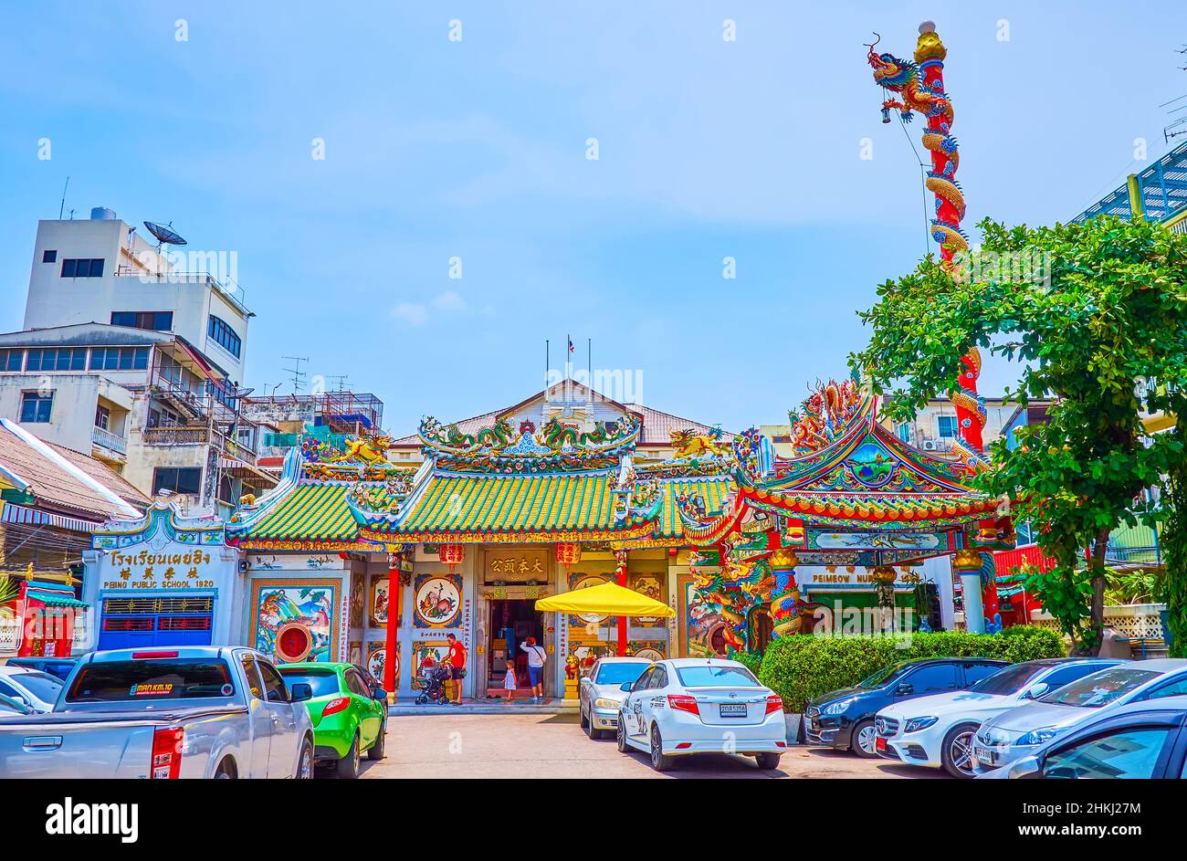 BANGKOK, THAÏLANDE - 12 MAI 2019 : le petit temple chineese Lao pun Tao Kong à Chinatown, le 12 mai à Bangkok, Thaïlande Banque D'Images