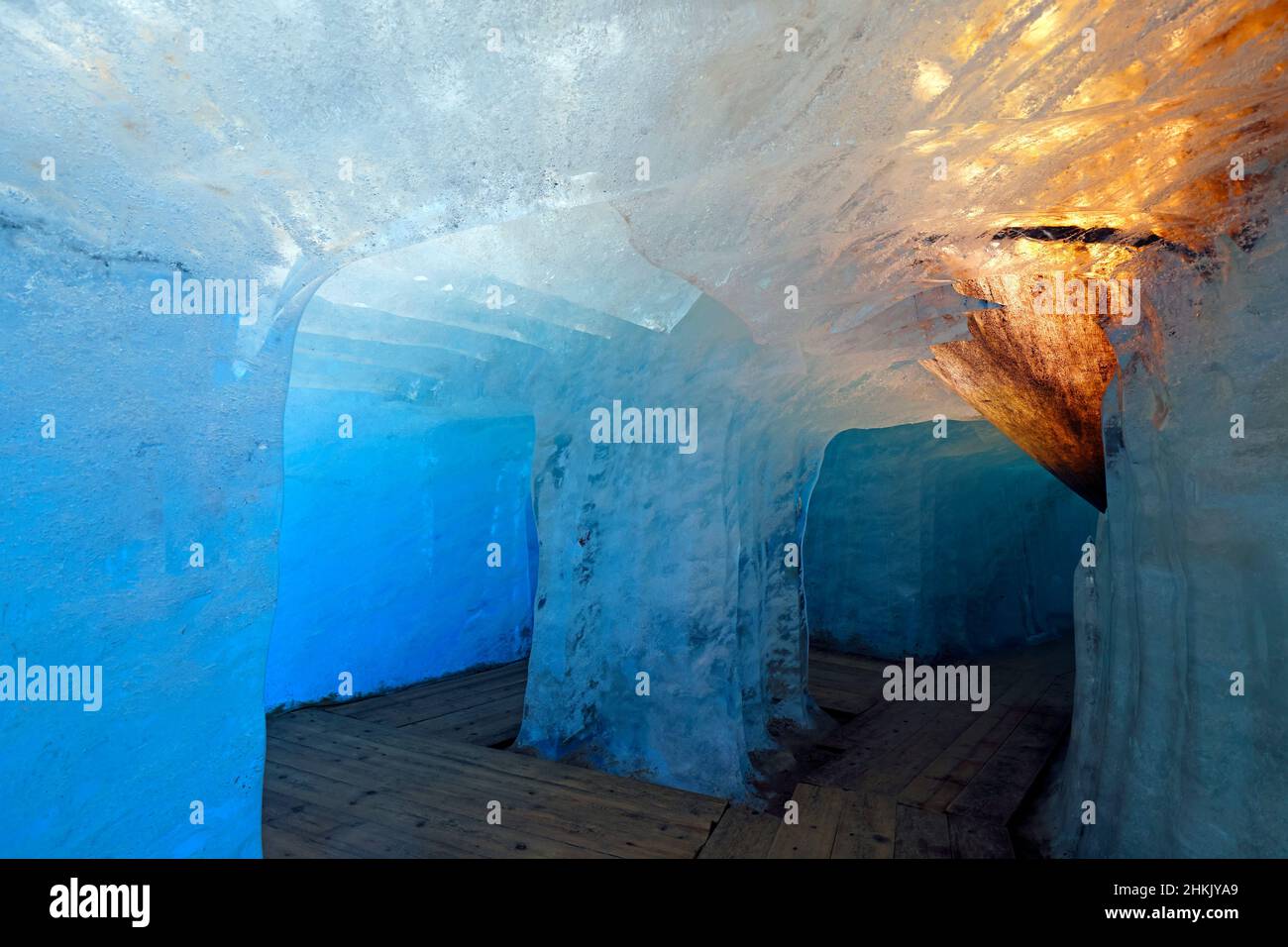 Grotte de glace de l'intérieur, glacier du Rhône, Suisse, Valais, Oberwald Banque D'Images