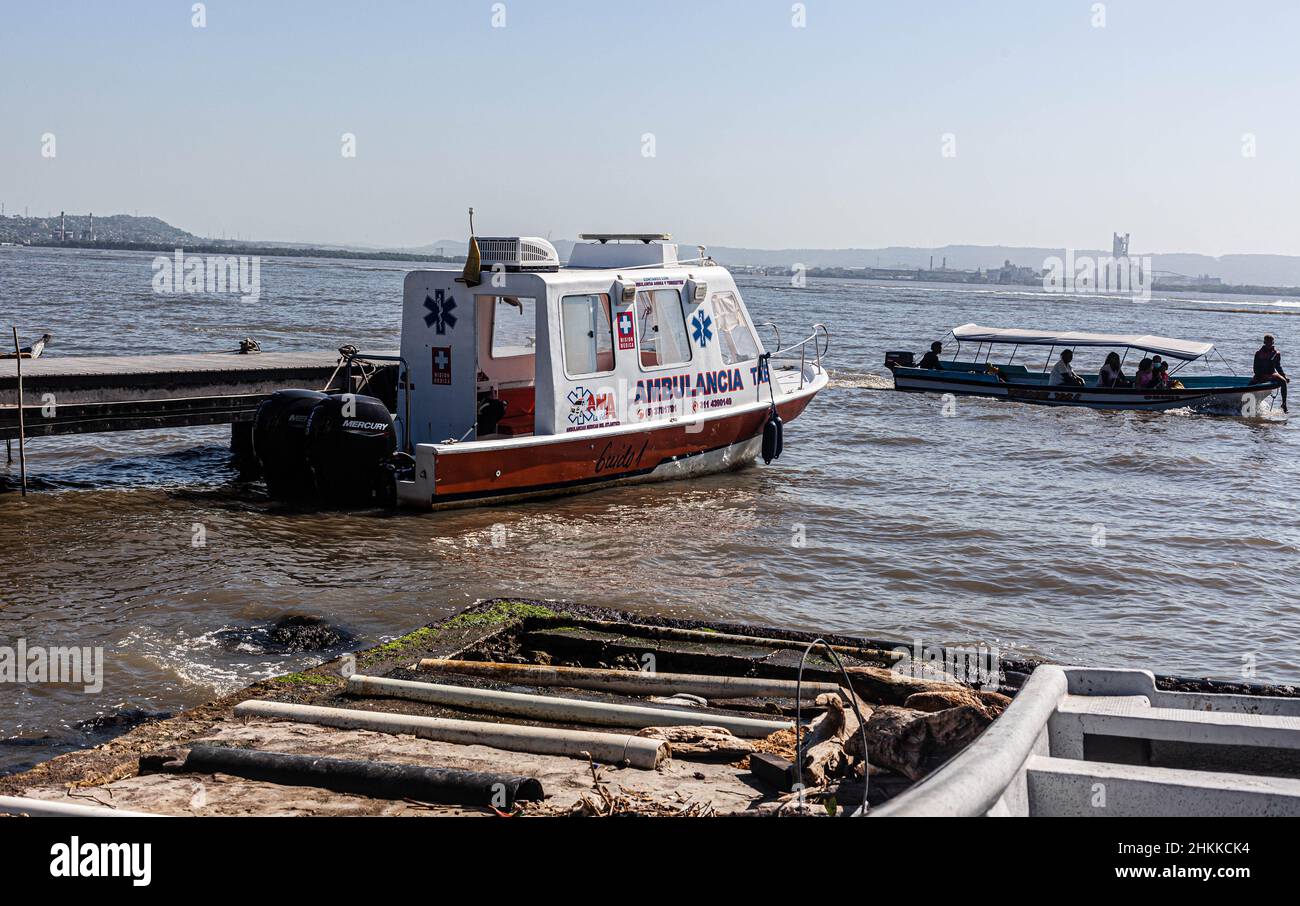 Ambulance aquatique, Isla Tierra Bomba, Bolivar, Colombie. Banque D'Images